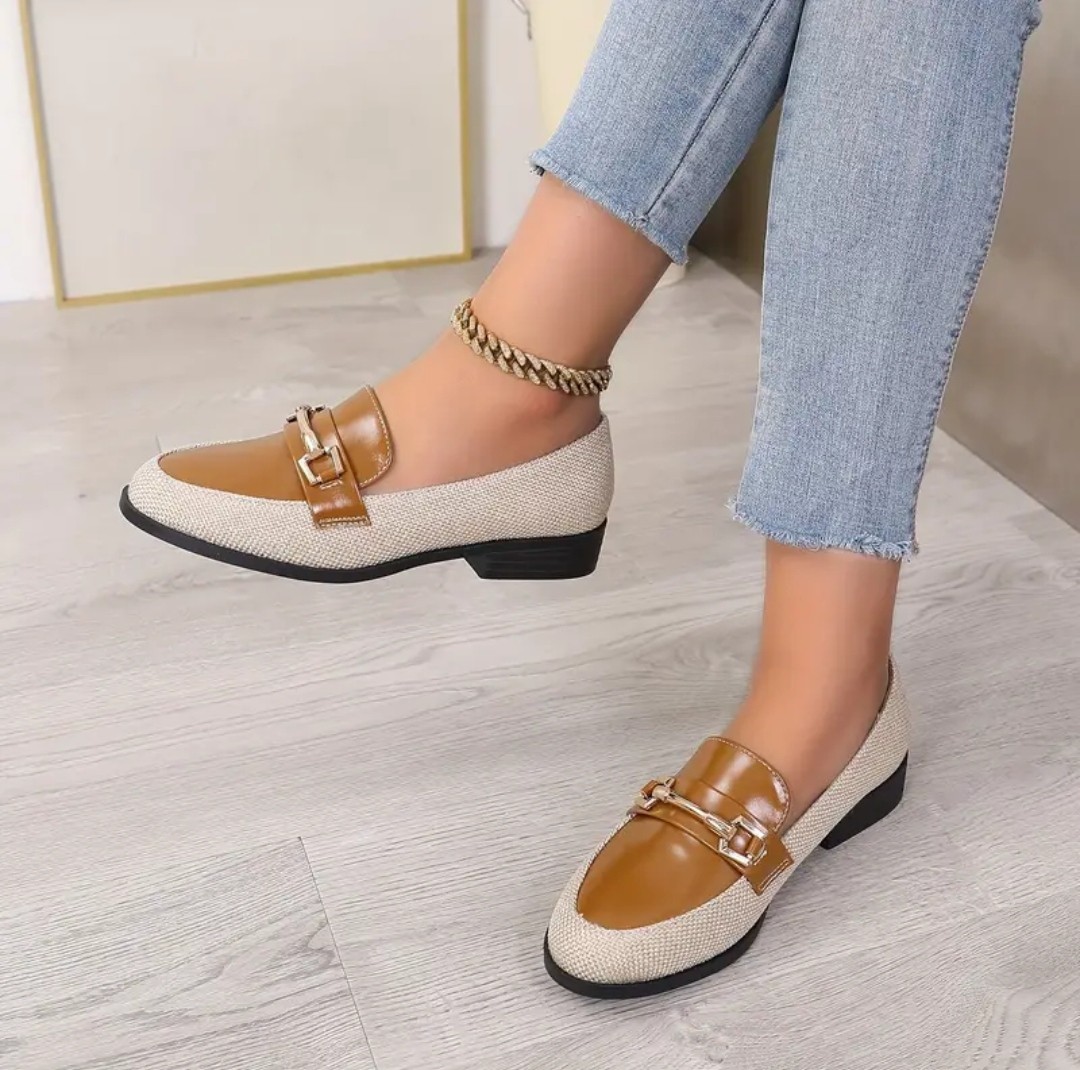 Mocassins à boucle décorative pour femmes, chaussures à enfiler souples bicolores, mocassins décontractés et respirants